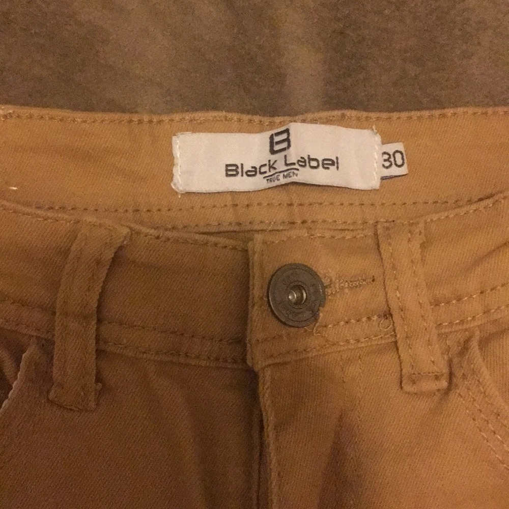 Black label true men tan shorts